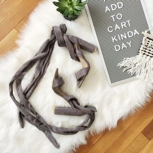 Style Shoes Gray velour wrap sandals 4